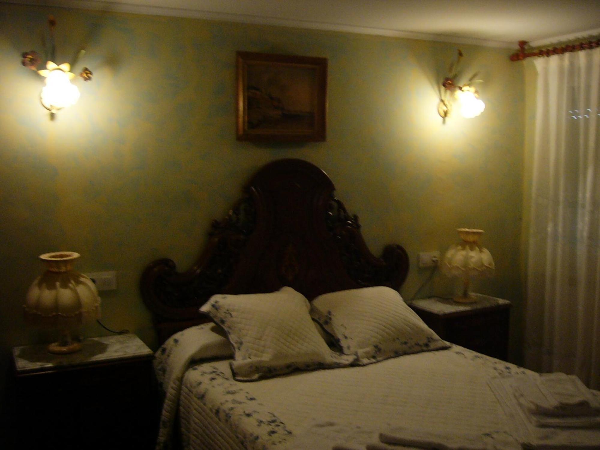 Casa Victoria Hotel Ciruena ภายนอก รูปภาพ